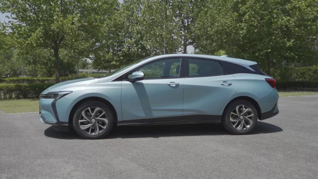 大v和大v,别克的驾驶感受比大众怎么样