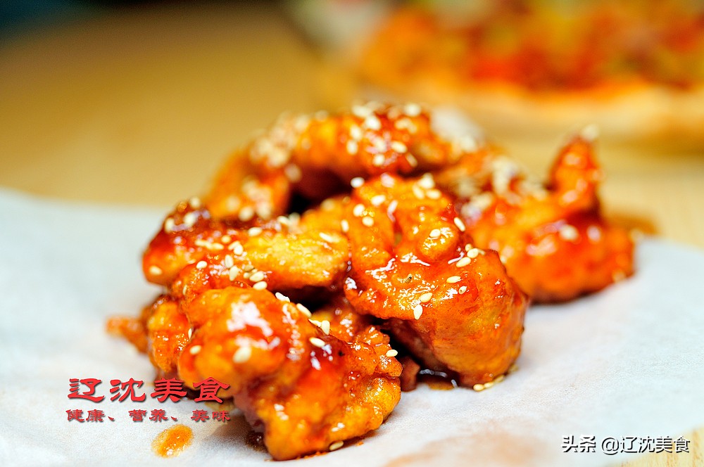 这间小屋出来一家美食公社,榴莲披萨和四川冒菜一起吃