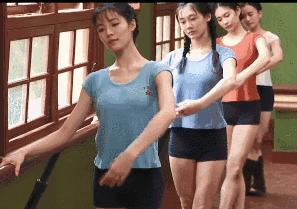 钟楚曦最好看穿搭,钟楚曦时尚穿搭