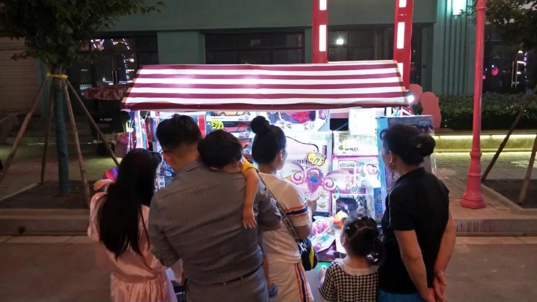 消费红包、惊喜礼品等你拿!今晚七点相约花语路,精彩预告看这里