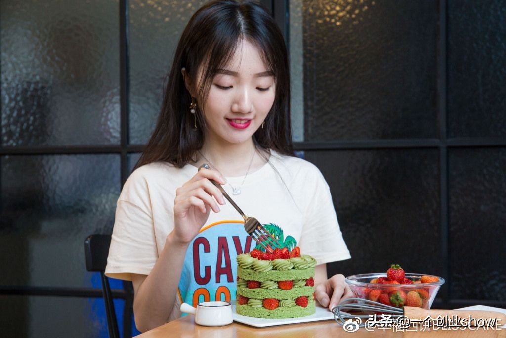 这家1亿人都吃过的甜品店，如何做到月销售1亿元，日卖近4万单