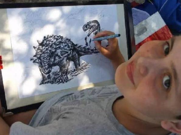 00后三岁开始画画，记住人体全部肌肉骨骼，却被父母误认患自闭症