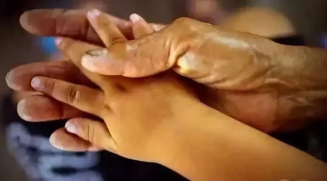 思念逝去的外婆配音乐,思念逝去的外婆的图片