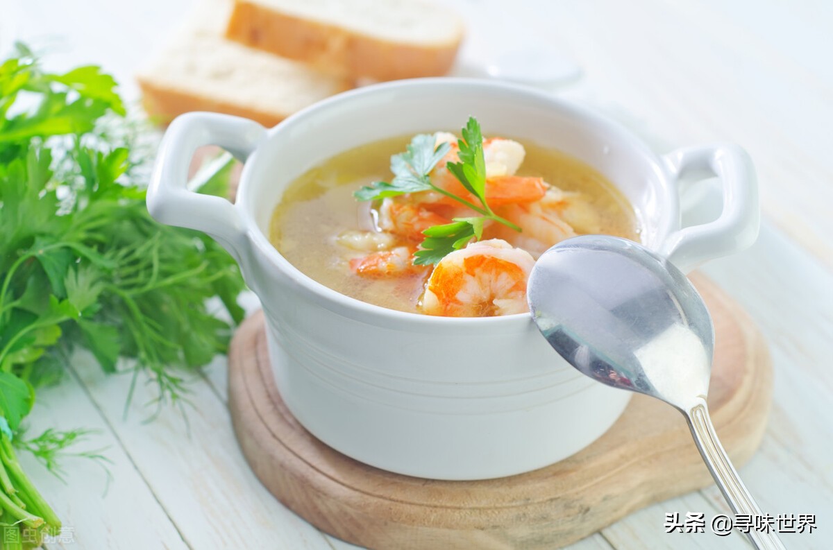 最适合冬天喝的汤常喝暖身又暖胃,适合秋冬喝的哪些汤暖身还养生