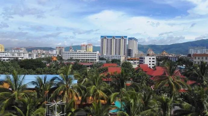 云南最美的旅游景点排名,大美云南11个县域旅游地