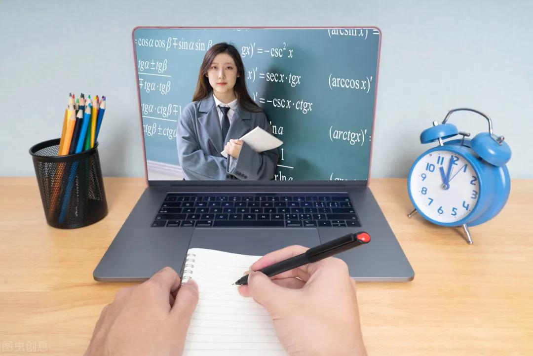 怎样在网上赚钱多,怎样能在网上挣钱