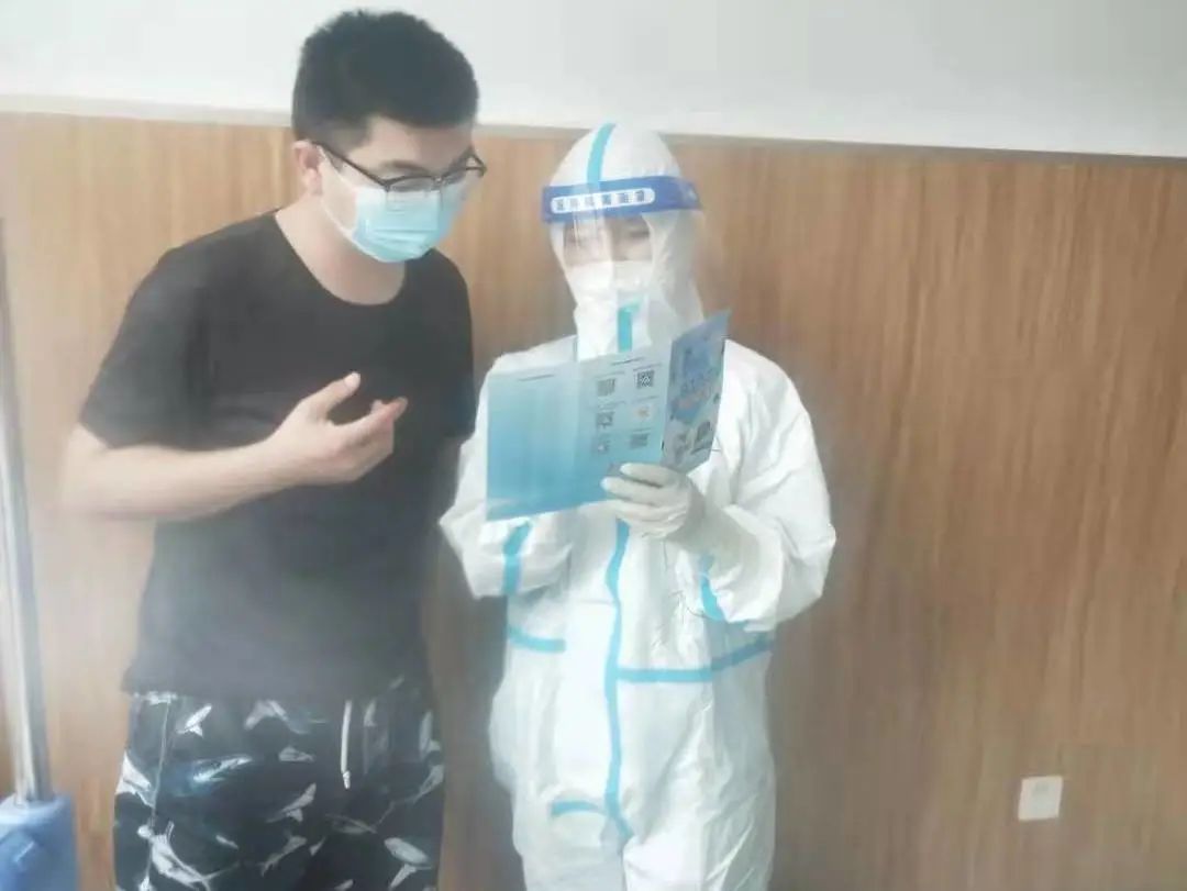 历史终将铭记这难忘的抗疫故事,在中国抗疫故事中汲取向上力量