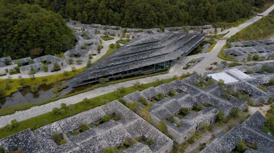 这是一个充满生机的公园怎么说,这是一个充满生机的国度朗诵