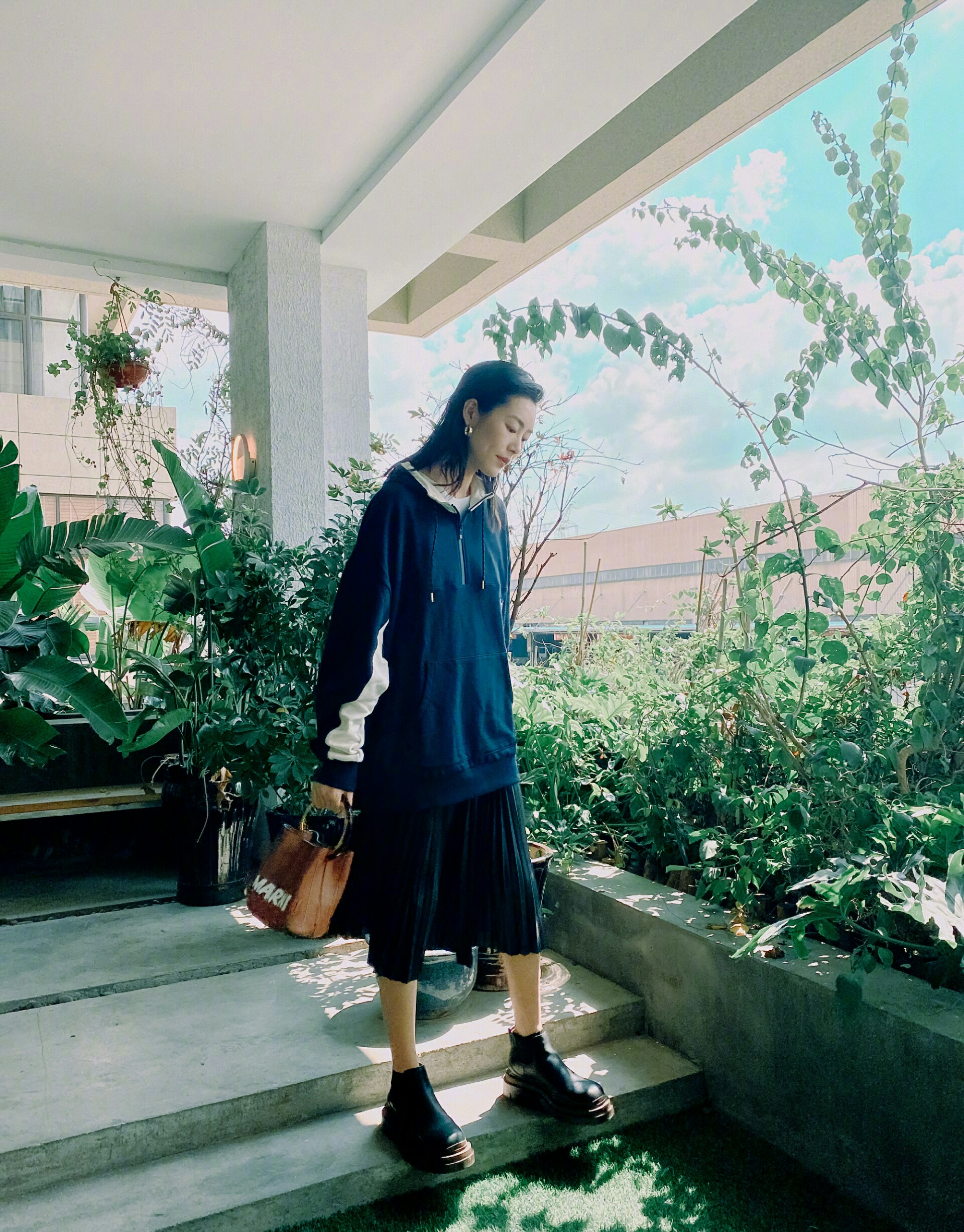 刘雯羊羔绒外套搭配女,刘雯冬季外套怎么搭配