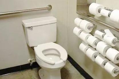 白色卫生纸与黄色卫生纸,卫生纸选白的还是选黄的