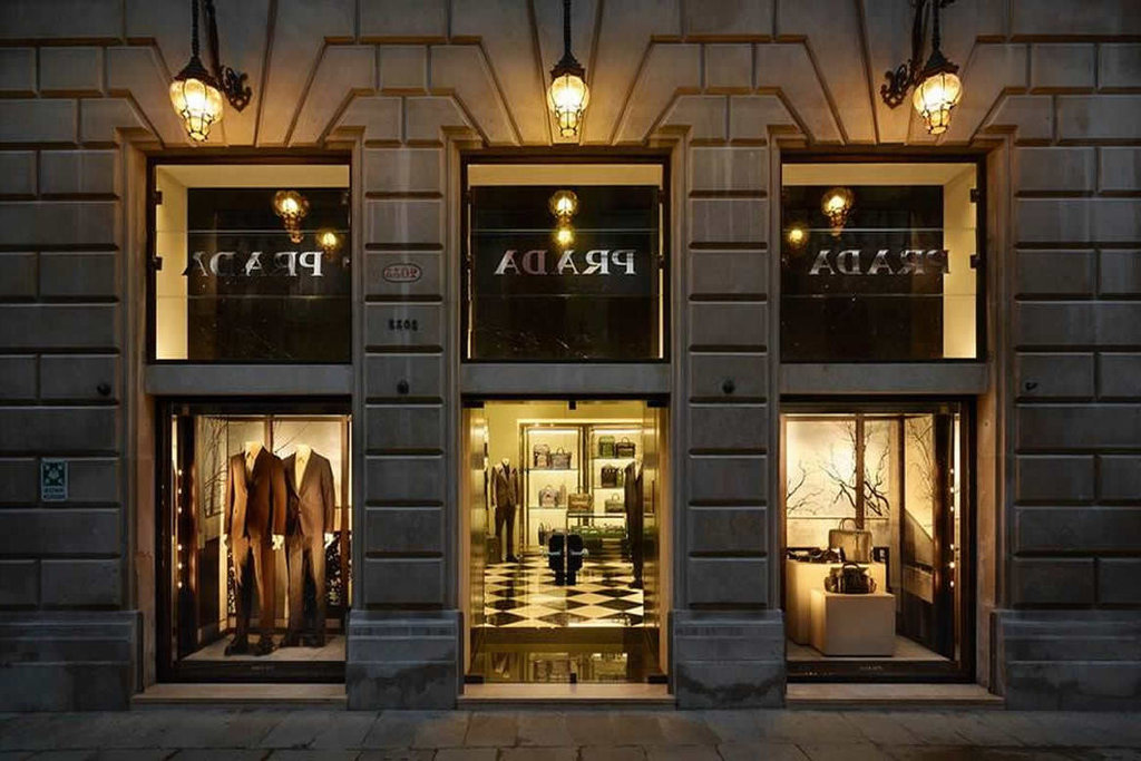 全球运动品牌服装排行榜前十名,意大利服装奢侈品牌有哪些