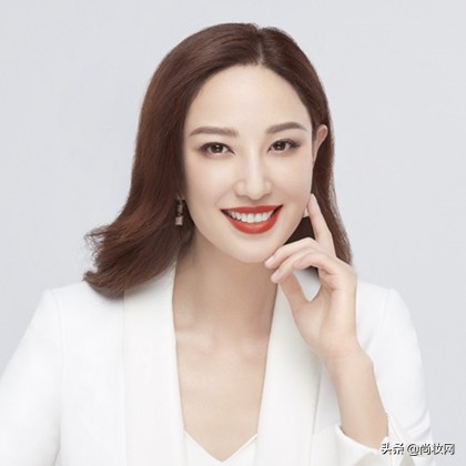 脸起皮怎么保湿精华水好用,秋冬脸干燥起皮用什么面霜