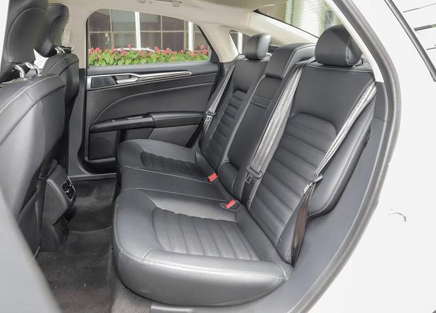 全新一代福特蒙迪欧值得购买吗,从爆红到过气