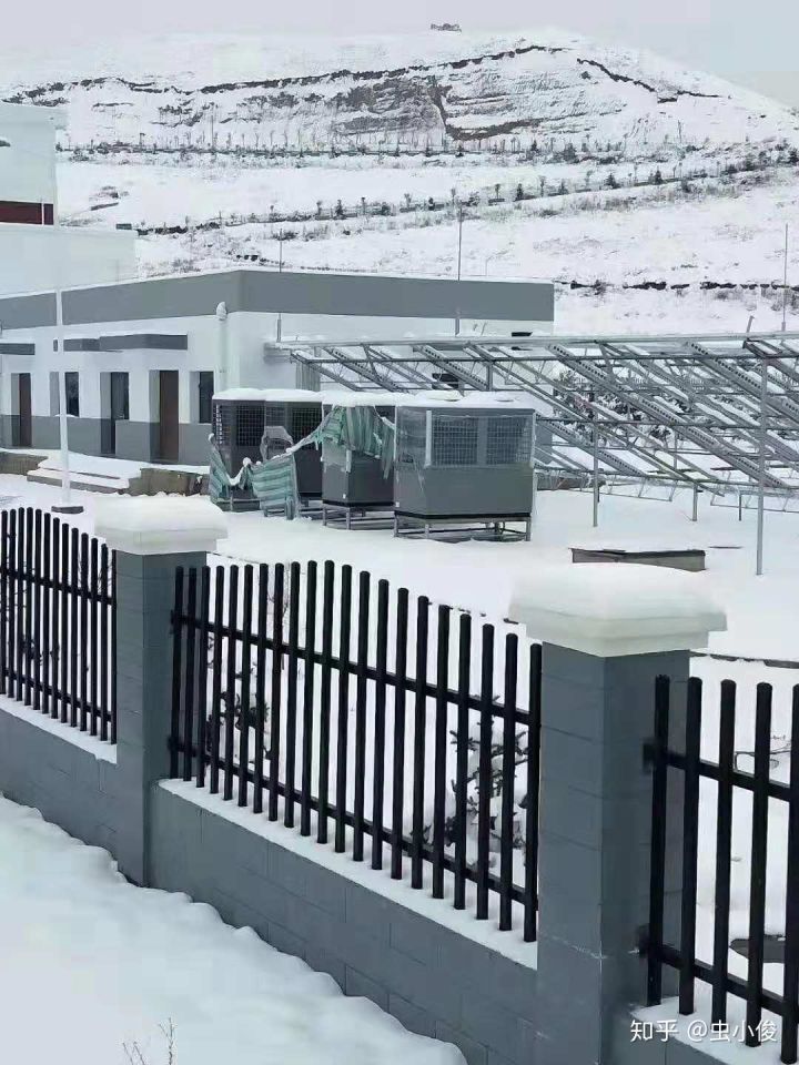 冬天空气能怎样防冻,冬天空气源热泵防冻措施