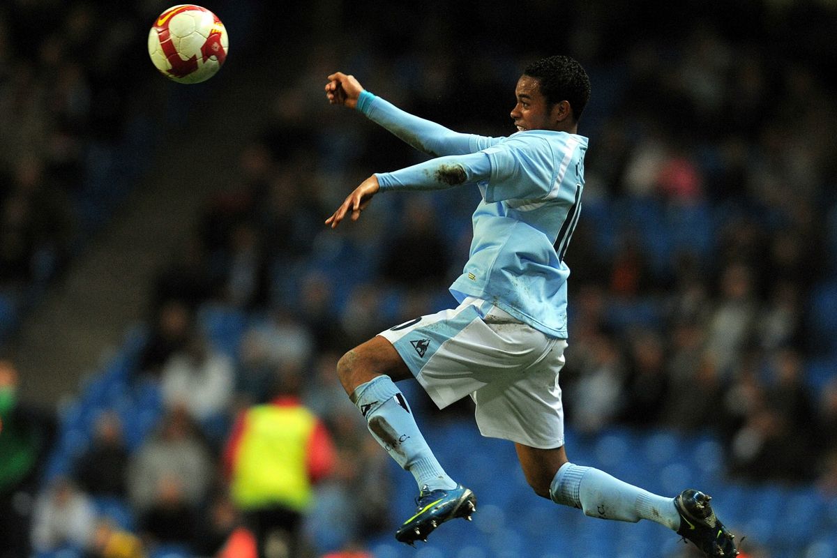 足坛历年转会标王,2021足坛转会身价