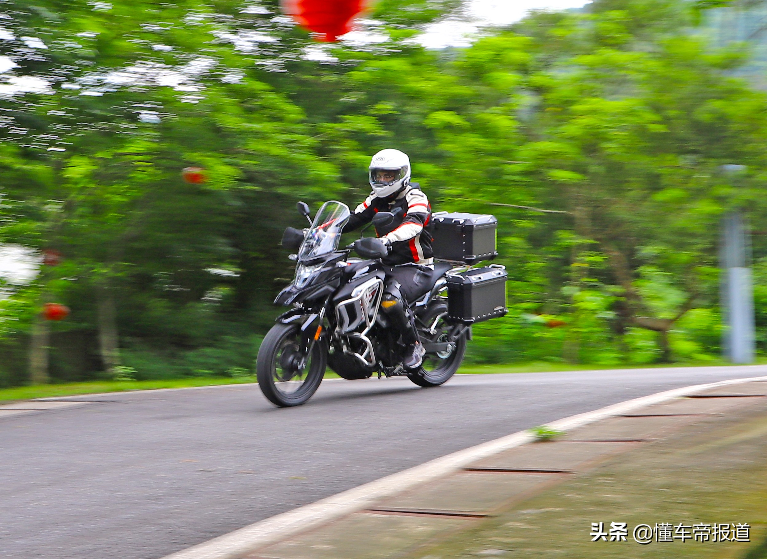 五羊本田cb190x最新测评视频,新启程摩托车