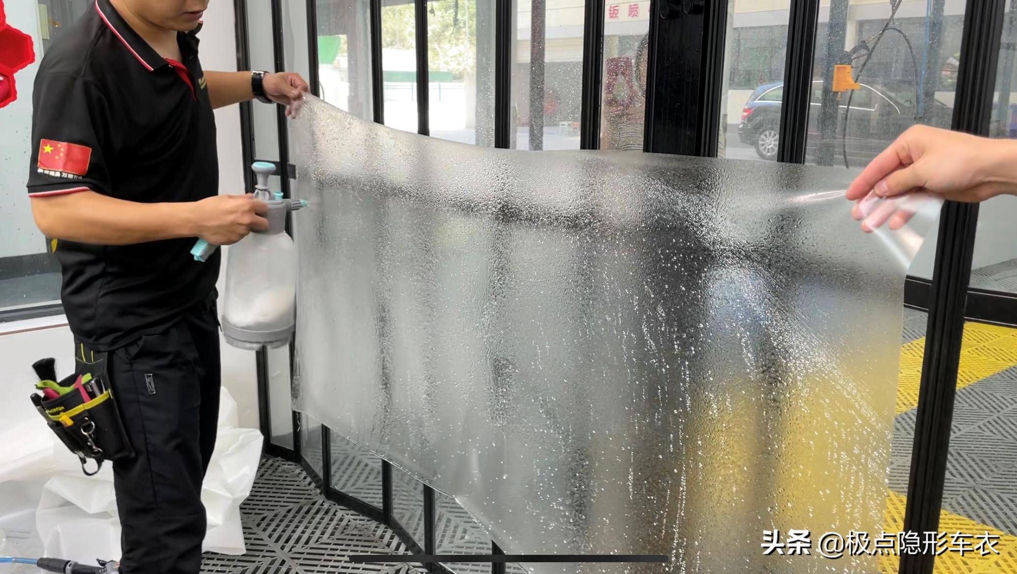 扒车衣是不是需要在太阳下,扒掉车衣会毁掉原漆吗