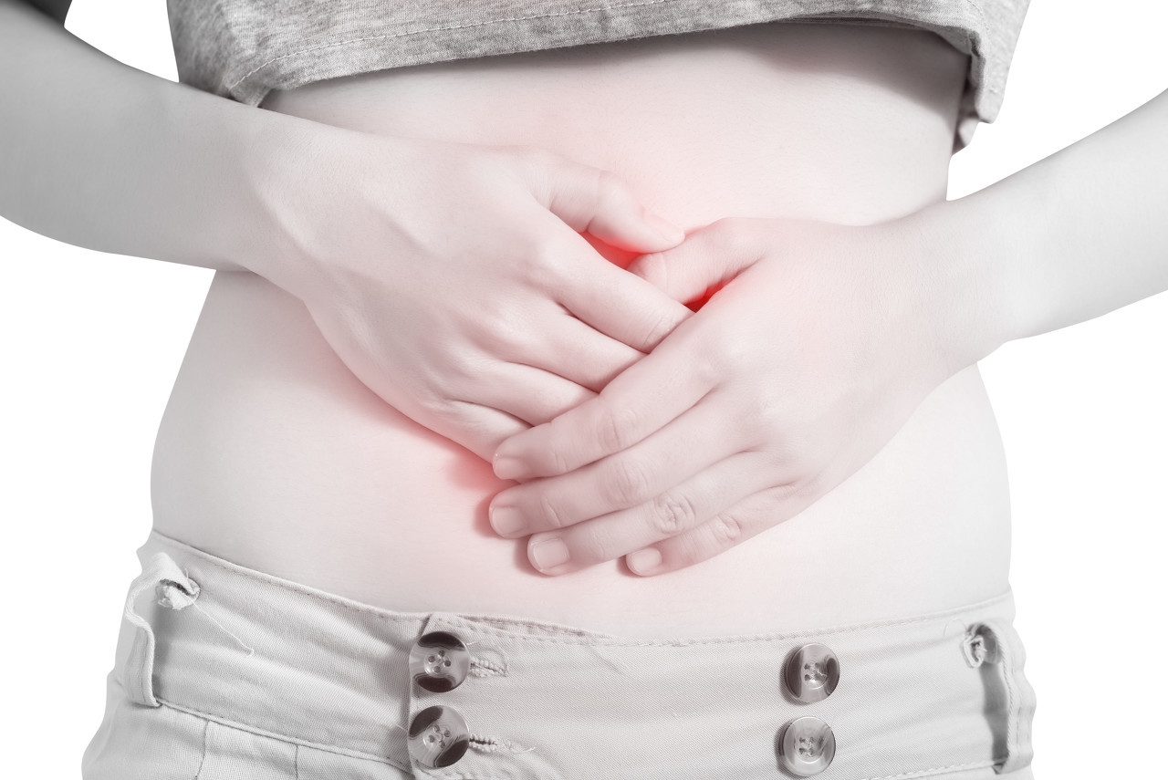 小腹痛但是没来初潮是怎么回事,月经不来医生问答