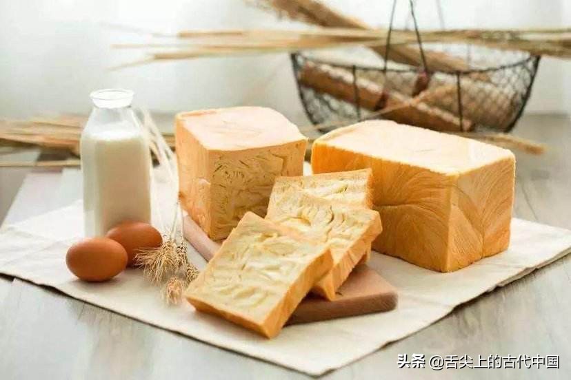 中国男足吃什么海鲜,中国男足球员吃饭