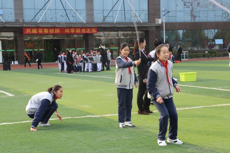 郑州新徽实验学校直播,郑州新徽实验学校喜迎元旦