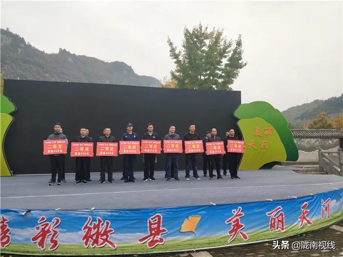 椋庡摜寰掓鐩存挱,闄囧崡椋庡摜璧勮