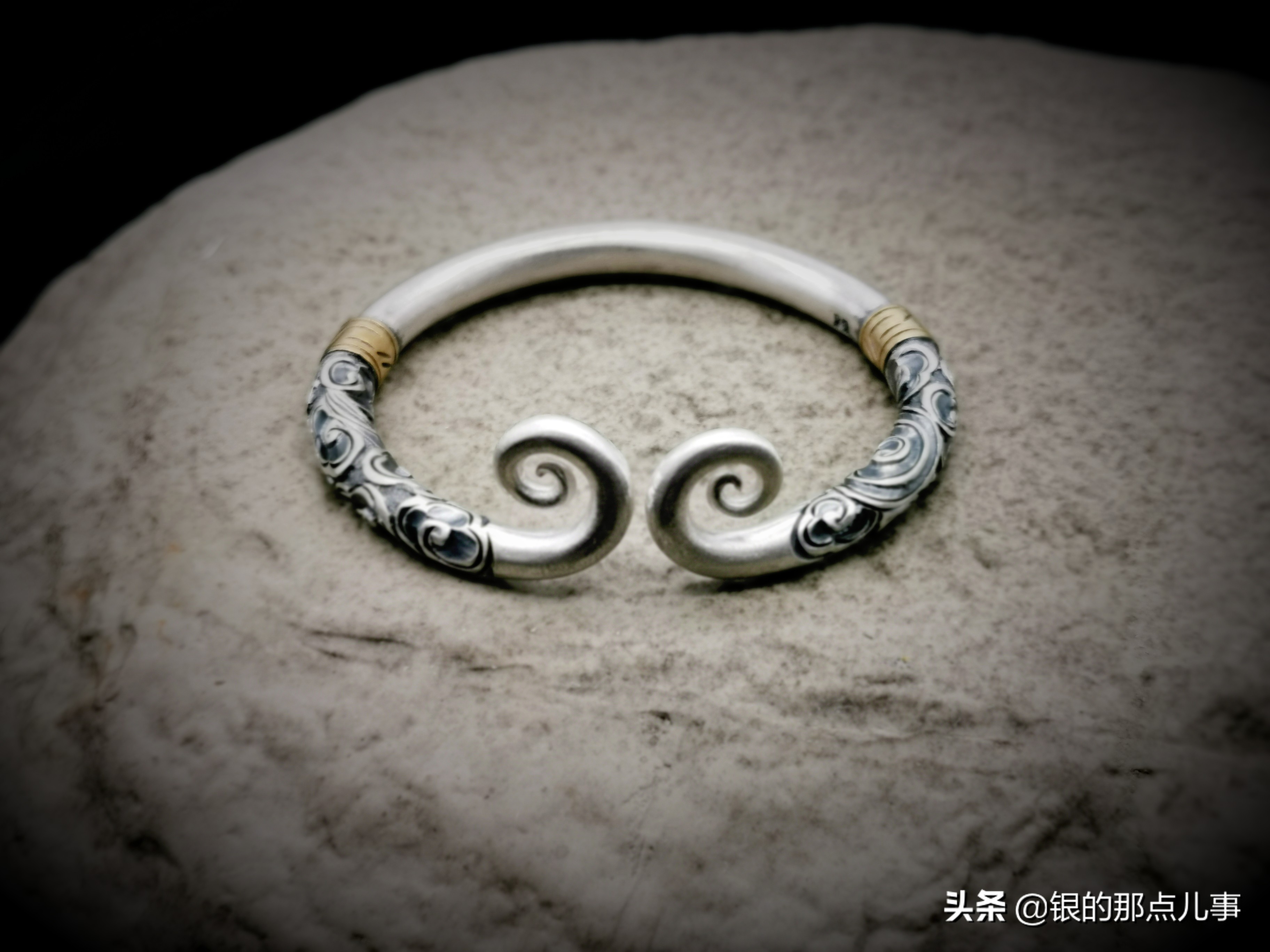 怎么挑选银饰品送妈妈,怎样挑选银饰品最好