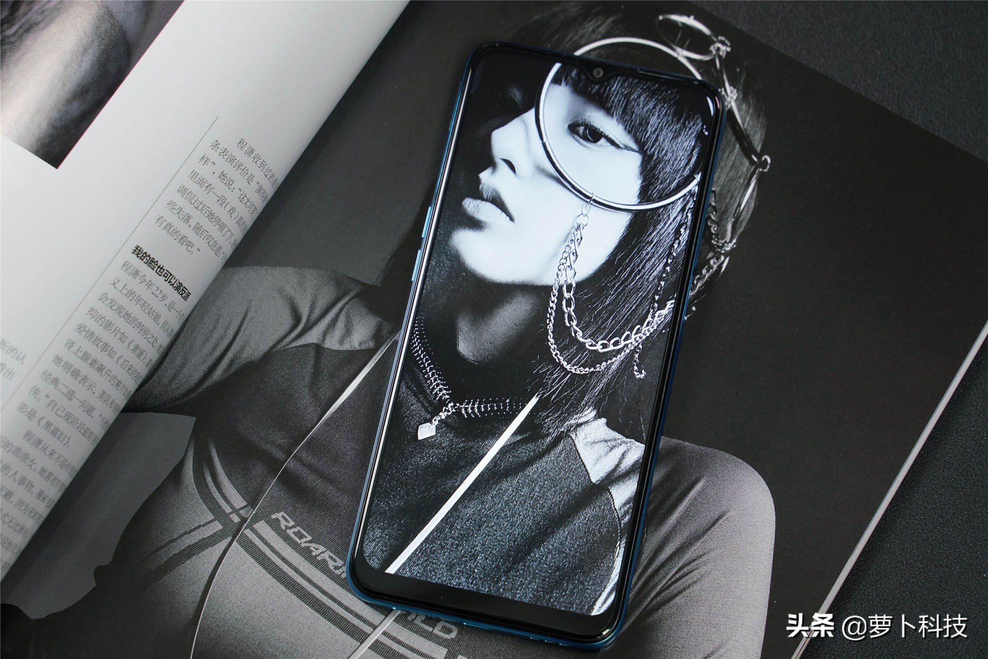 不妥协的千元性价比小钢炮，真我V11全方位体验