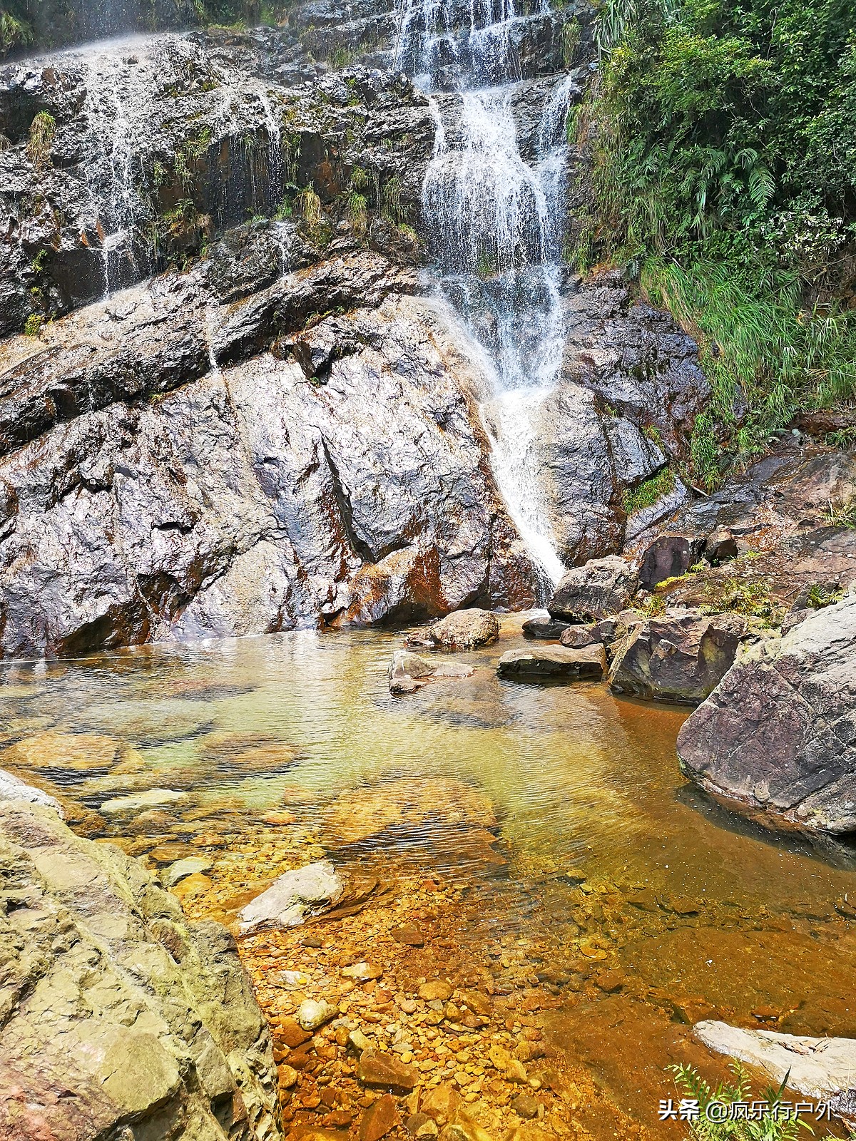 广东清远大瀑布下戏水，鲜为人知的私密路线，离城区还不到15公里