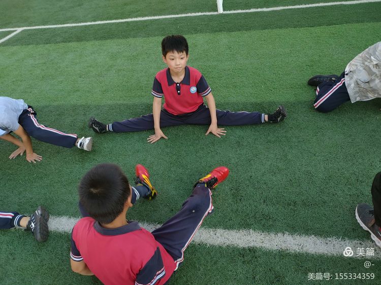 龙泉街道中心小学足球社团,城南中心小学足球社团