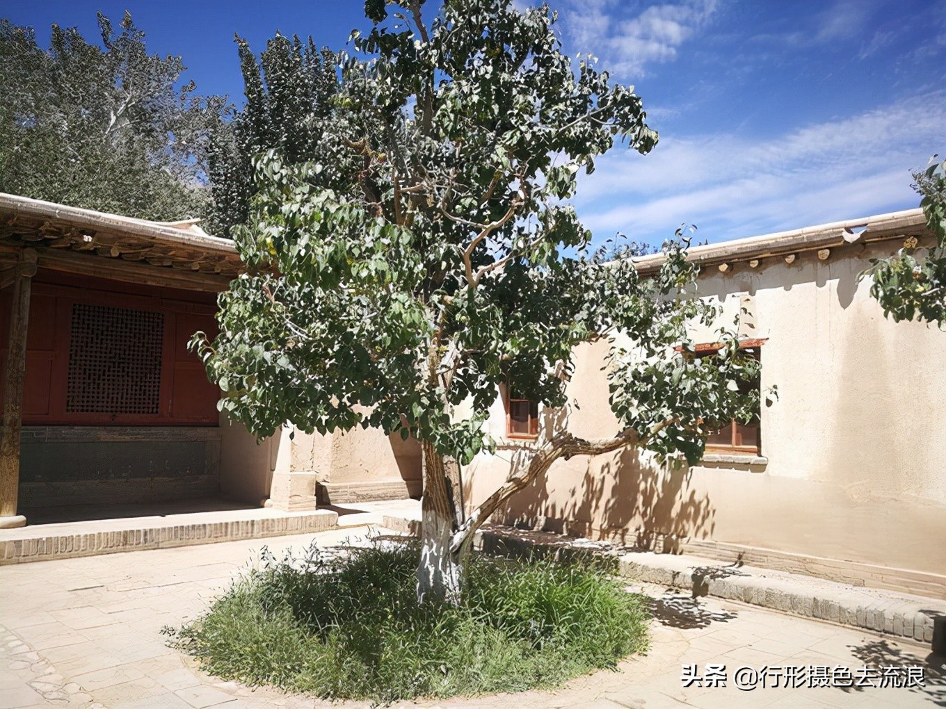 南北疆30天自驾深度游攻略,西行新疆