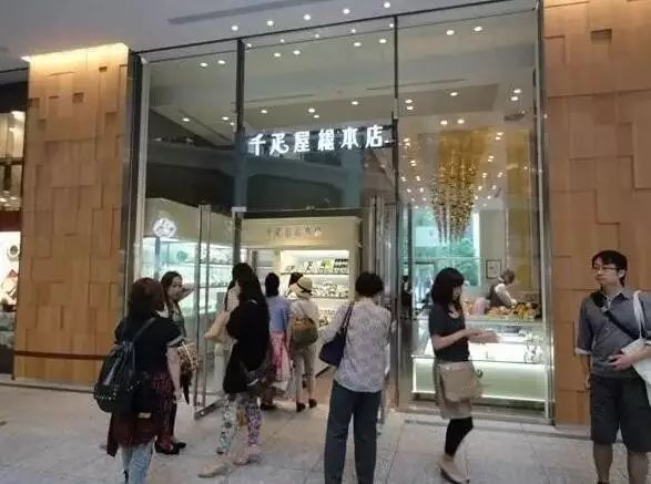 日本人就从来不抱怨苹果太贵