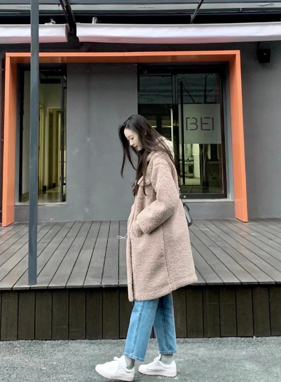 周杰伦球鞋配色,邓紫棋周杰伦同款球鞋