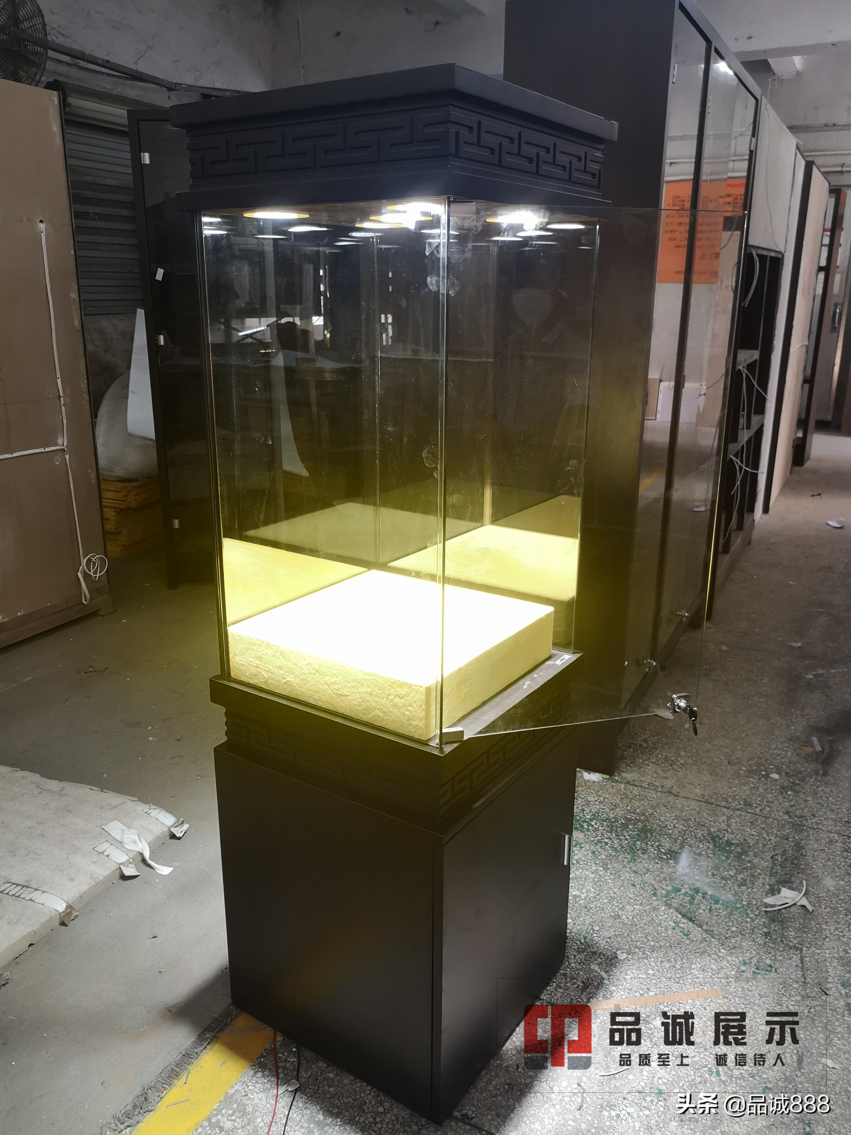 四川博物馆展示柜制作方案,辽宁博物馆展示柜制作设计