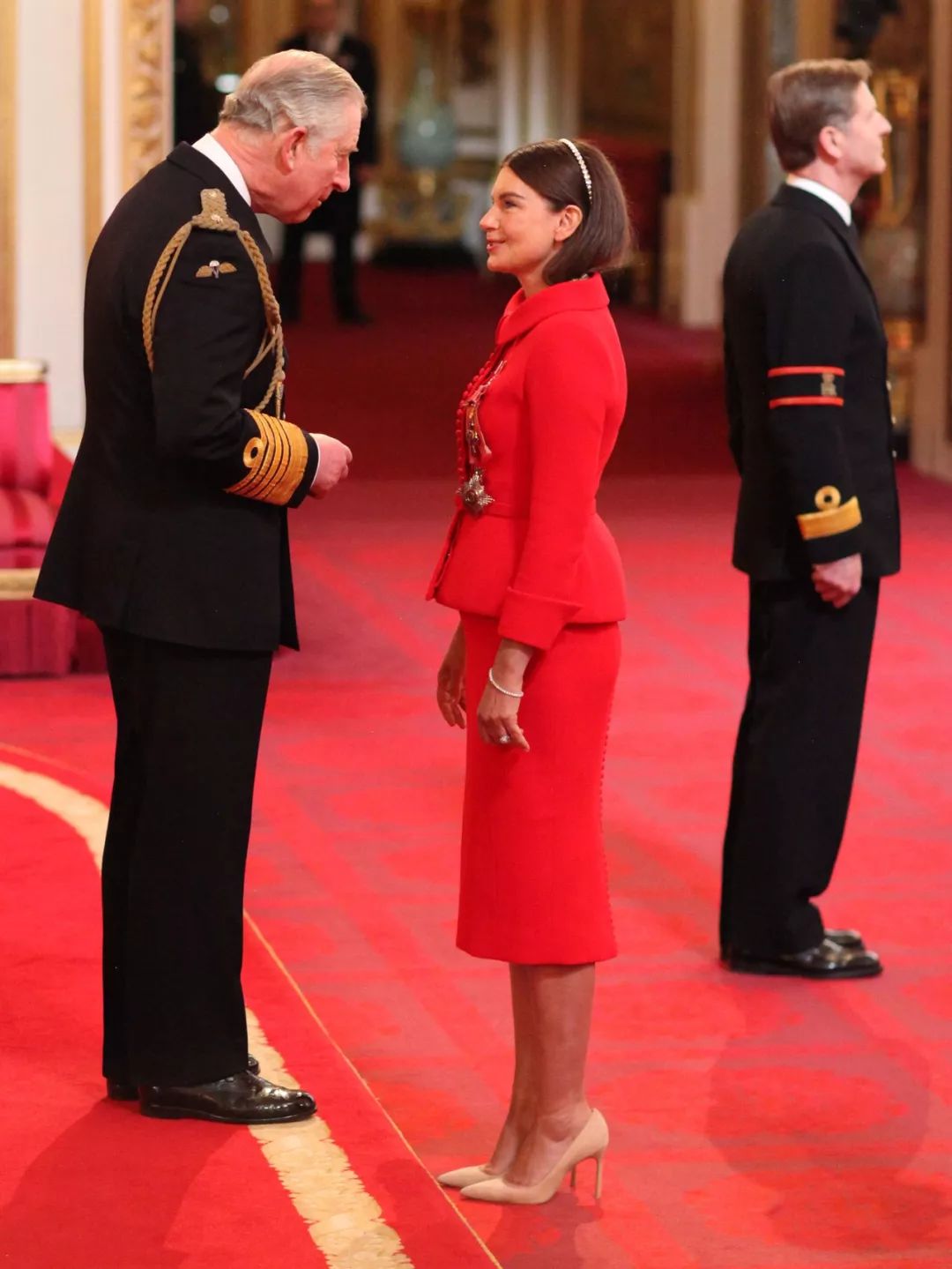 3000万珠宝鞋的中国电商伙伴，为什么是她？