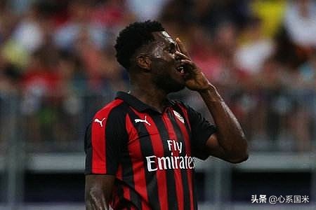 伊布和c罗的每一次对决,米兰德比疯狂的4:2国米