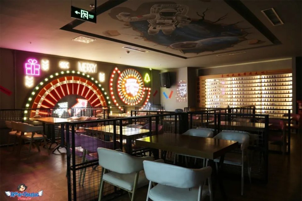 蓝粉免费！沈阳首家脱单主题潮玩空间，这才是成年人该去的地方