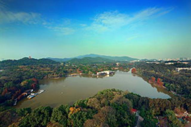 广州天气春夏秋冬,春夏秋冬不一样的广州