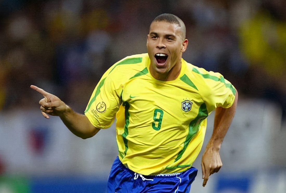 二十大球星催泪解说，我是感动到了，你呢？