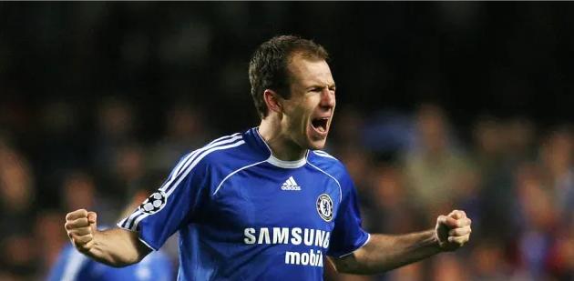 罗本小飞侠退隐内切没看够,小飞侠罗本再次起飞