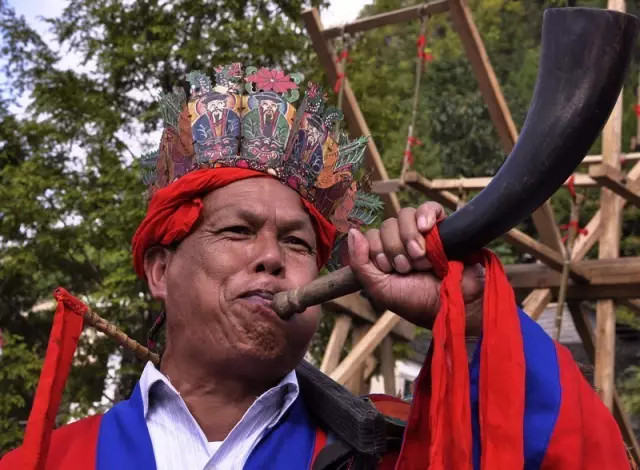 湘西苗族文化习俗及讲解,了解湘西苗族文化和风土人情