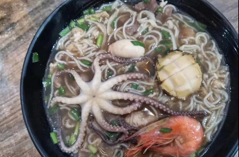 1200一份的天价米粉,上海天价米粉