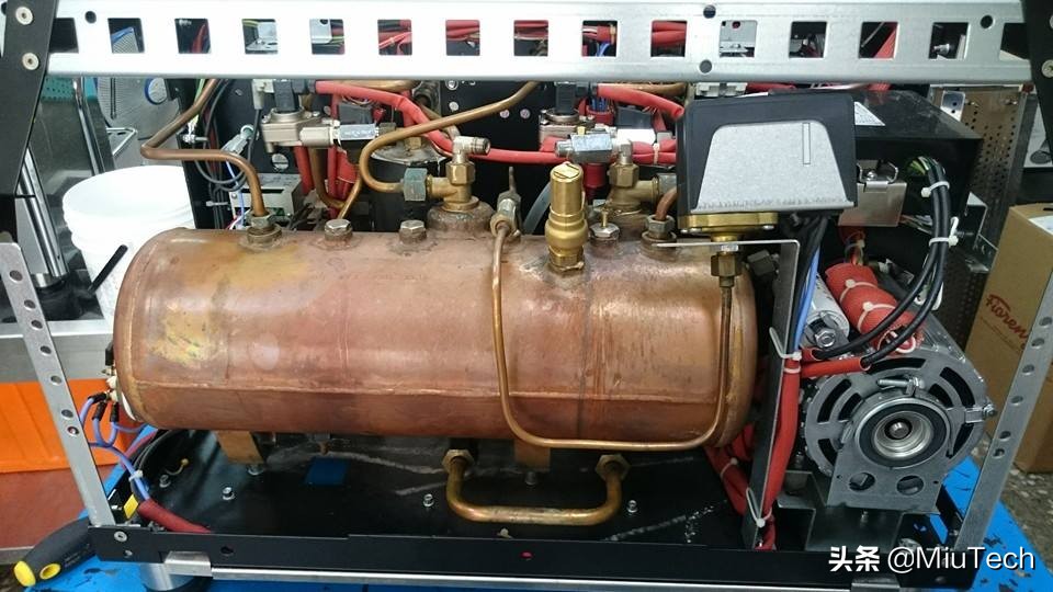 进阶半自动咖啡机,意式半自动咖啡机怎么选