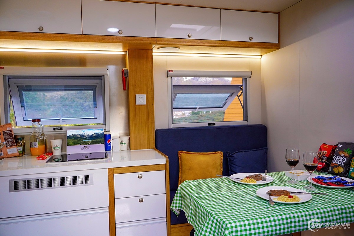 最适合中国的豪华越野概念房车,超硬核房车