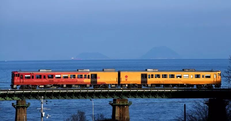 在日本坐火车是什么感觉,在日本坐火车是什么体验