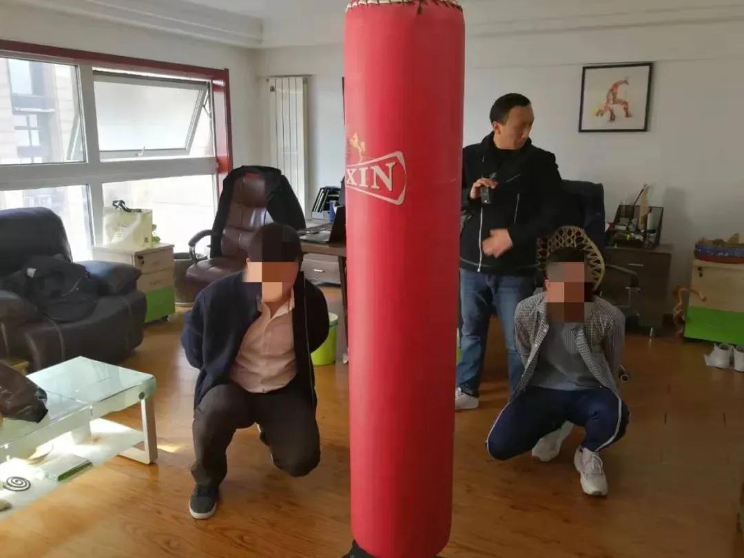 怎么关掉微信开挂模式,微信显示使用了微信外挂怎么回事