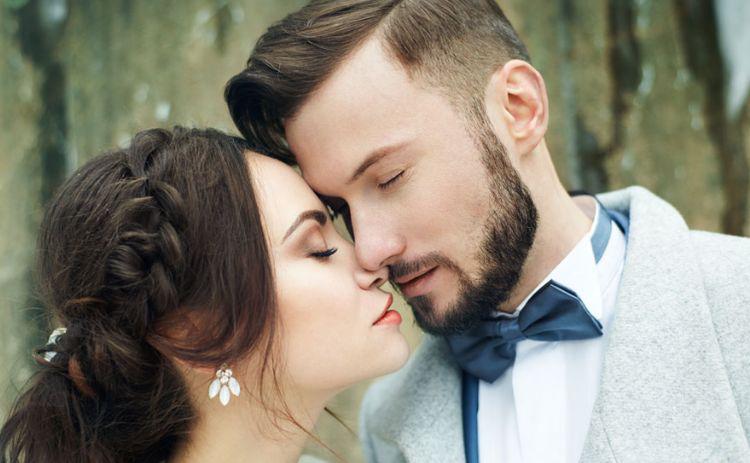 妈妈说不给她钱就和我断绝关系,我妈没给钱非要跟别人说给了我钱