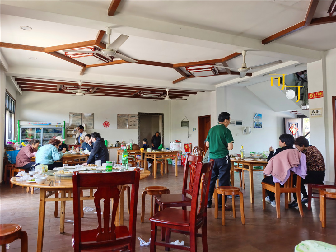 余姚四明山农家乐跟团游有吗,余姚市四明山高山布依农家乐