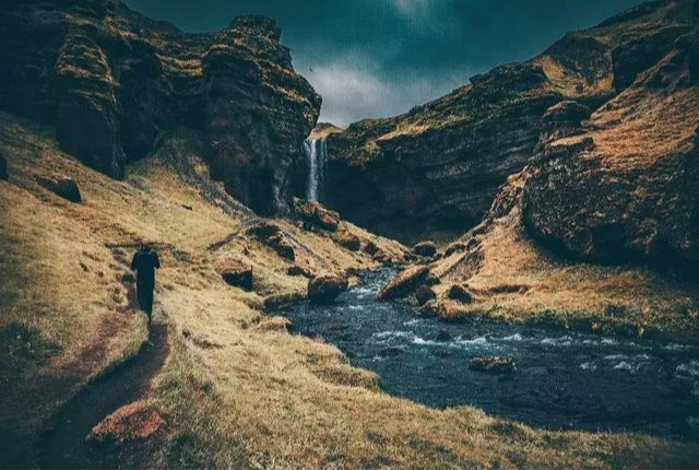 打工不想去了的说说,打工没有出路创业才是正确的选择