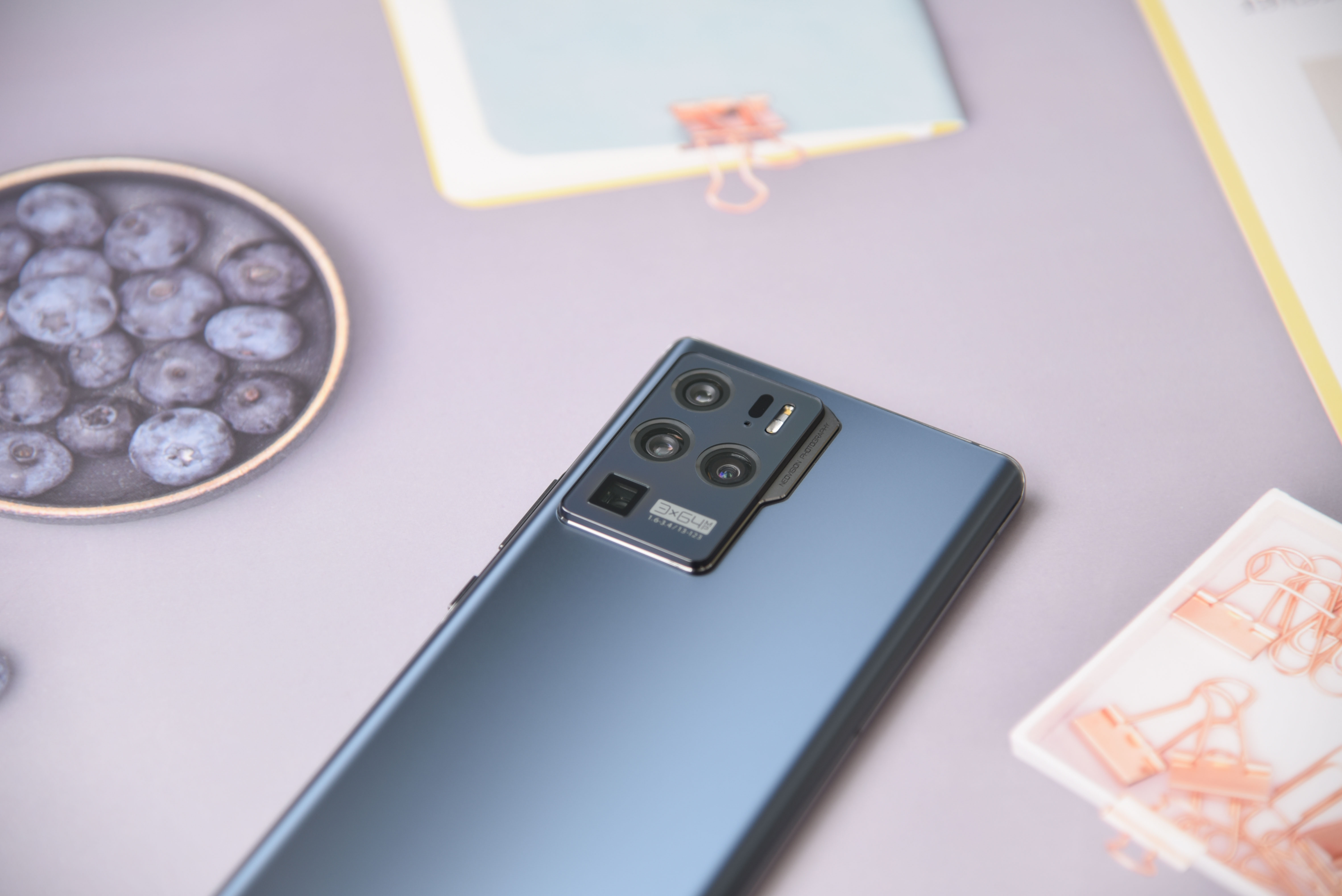 中兴axon30ultra评测屏下摄像头,中兴axon30ultra三千新机能入手吗