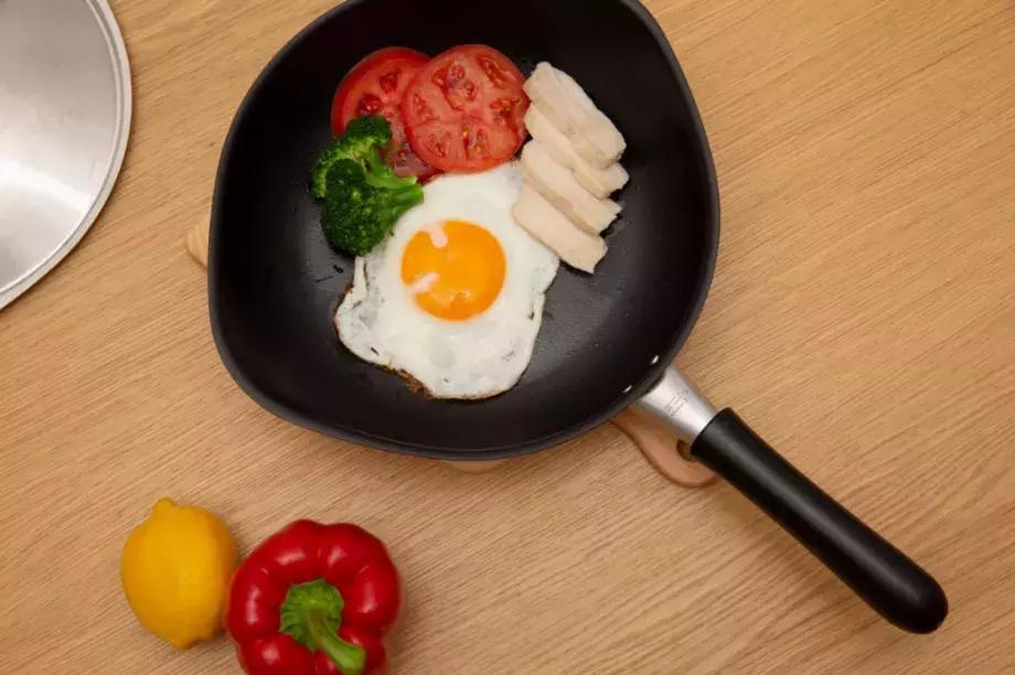 不会发黑的雪平锅,便宜不粘锅的雪平锅